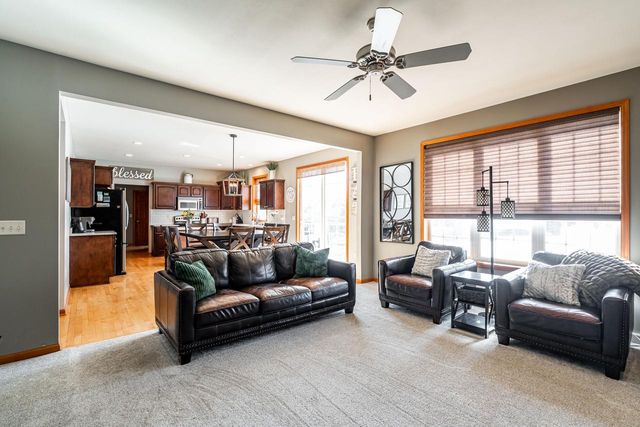 1288 Northview DRIVE, Oconomowoc, WI 53066