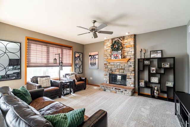 1288 Northview DRIVE, Oconomowoc, WI 53066