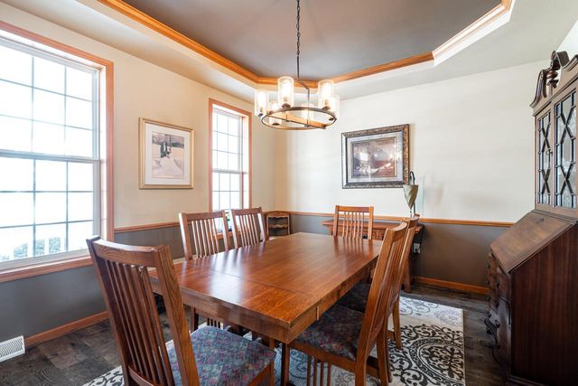 1288 Northview DRIVE, Oconomowoc, WI 53066