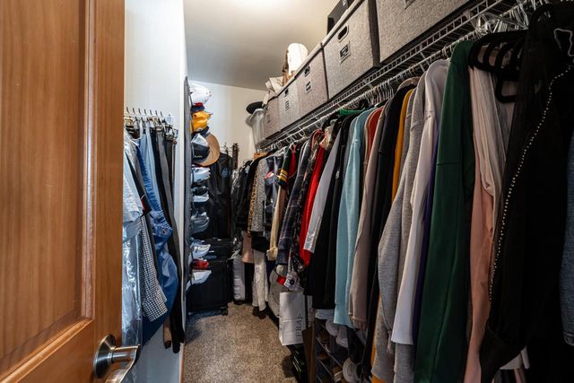 1288 Northview DRIVE, Oconomowoc, WI 53066