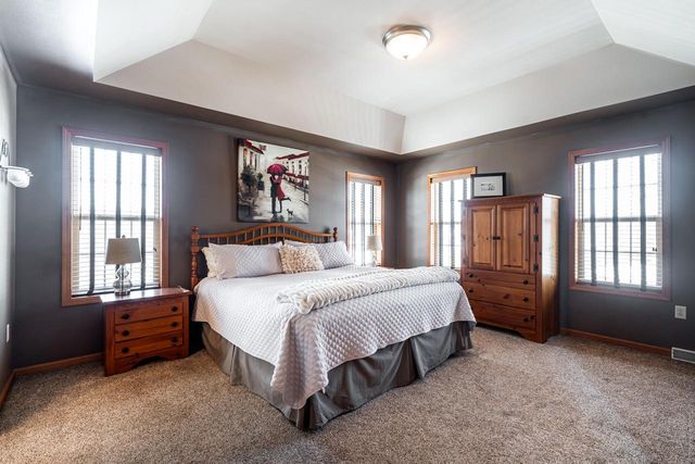 1288 Northview DRIVE, Oconomowoc, WI 53066