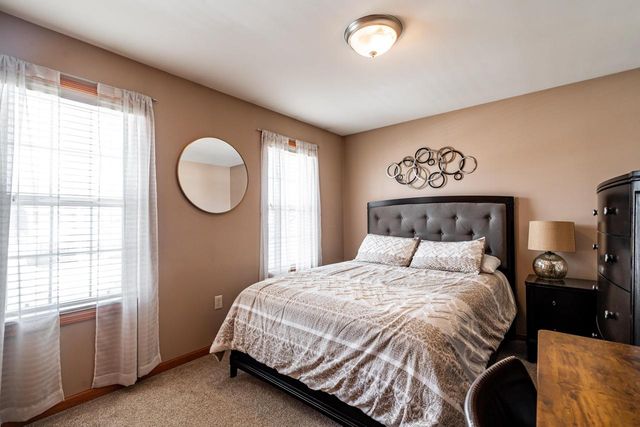 1288 Northview DRIVE, Oconomowoc, WI 53066