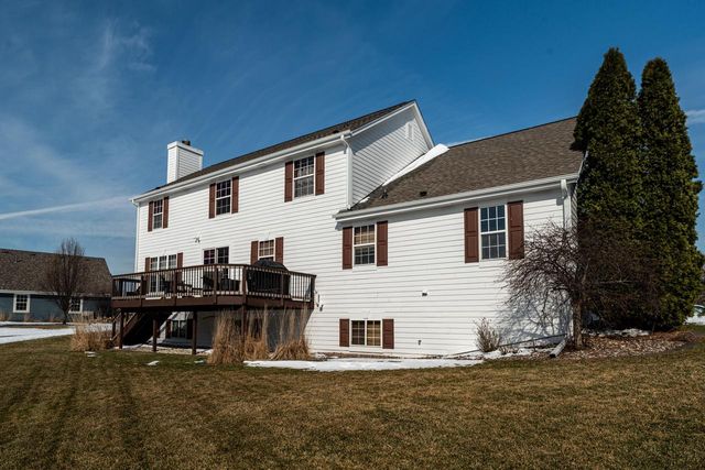 1288 Northview DRIVE, Oconomowoc, WI 53066