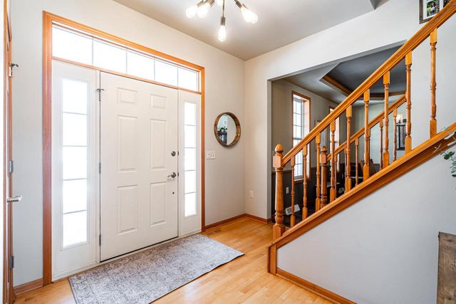 1288 Northview DRIVE, Oconomowoc, WI 53066