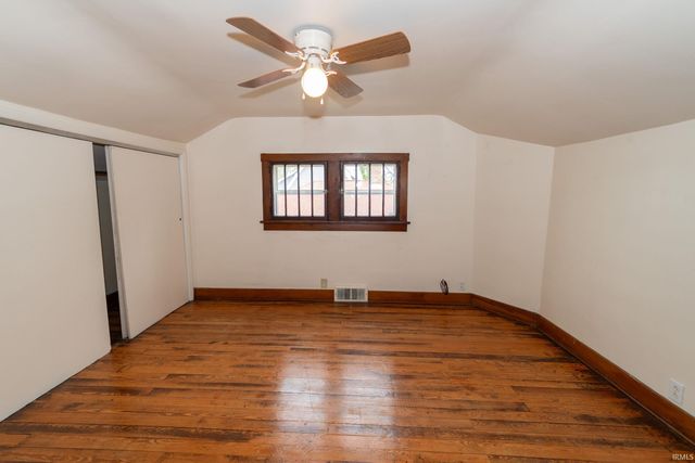 114 River Avenue, Mishawaka, IN 46544