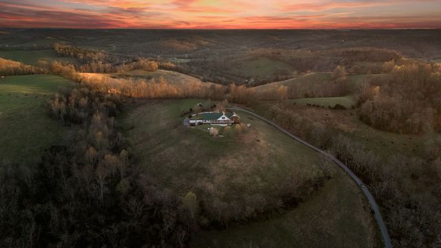 499 Mount Herman Rd, Shelbyville, TN 37160