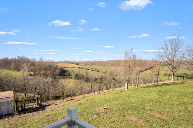 499 Mount Herman Rd, Shelbyville, TN 37160