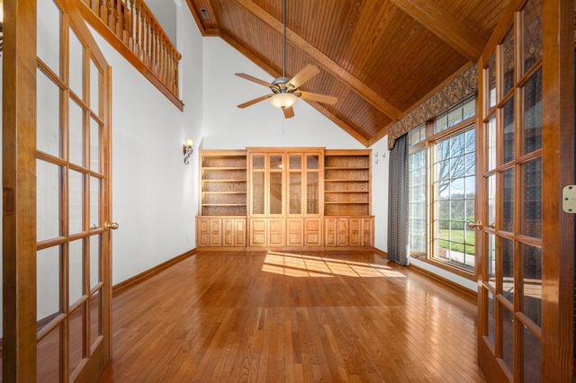 499 Mount Herman Rd, Shelbyville, TN 37160