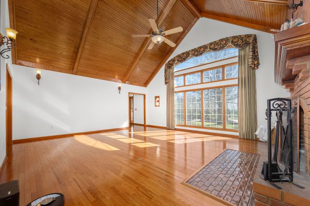 499 Mount Herman Rd, Shelbyville, TN 37160