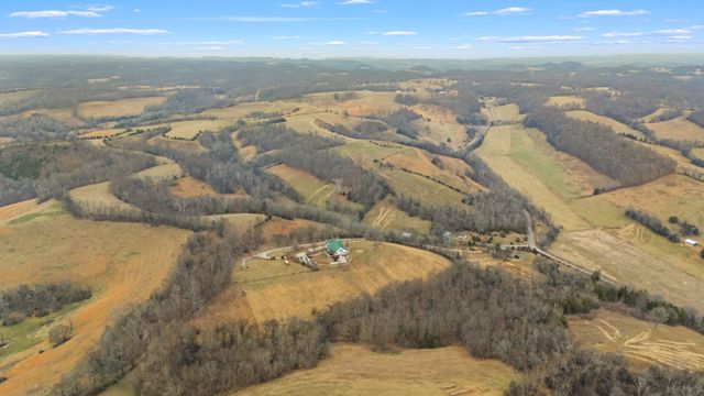 499 Mount Herman Rd, Shelbyville, TN 37160