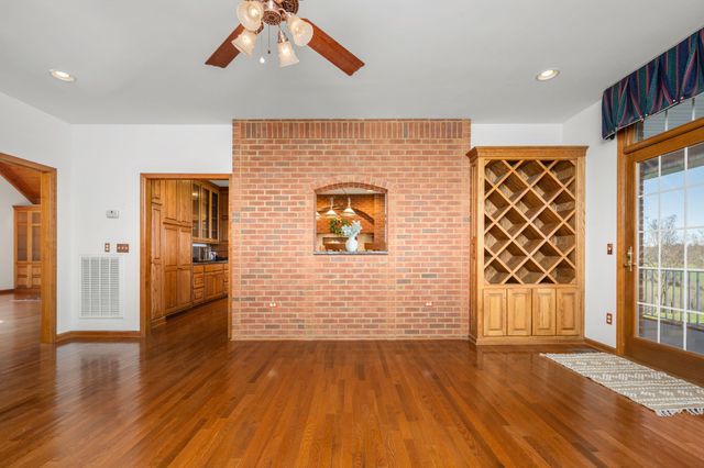 499 Mount Herman Rd, Shelbyville, TN 37160