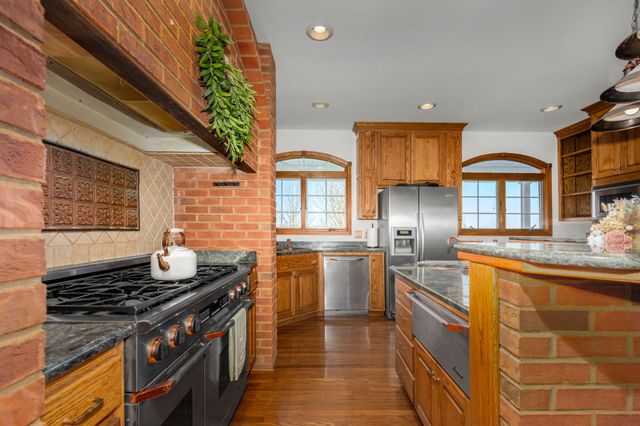 499 Mount Herman Rd, Shelbyville, TN 37160