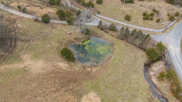 499 Mount Herman Rd, Shelbyville, TN 37160