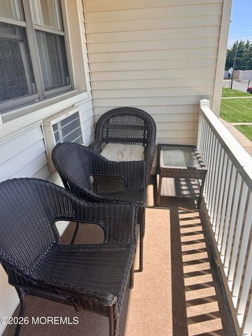 76 Wharfside Drive 404, Monmouth Beach, NJ 07750
