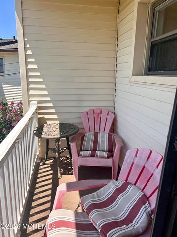 76 Wharfside Drive 404, Monmouth Beach, NJ 07750