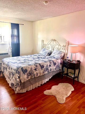 76 Wharfside Drive 404, Monmouth Beach, NJ 07750