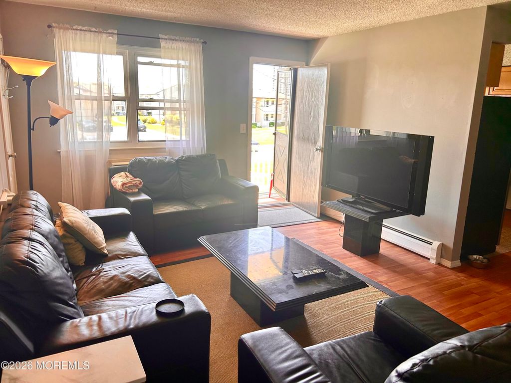76 Wharfside Drive 404, Monmouth Beach, NJ 07750