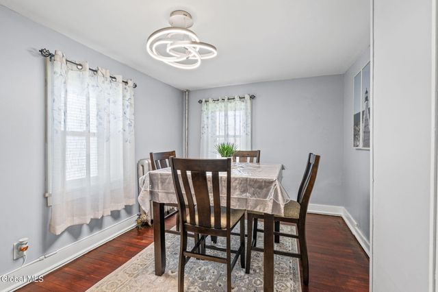 1321 Helderberg Avenue, Schenectady, NY 12306