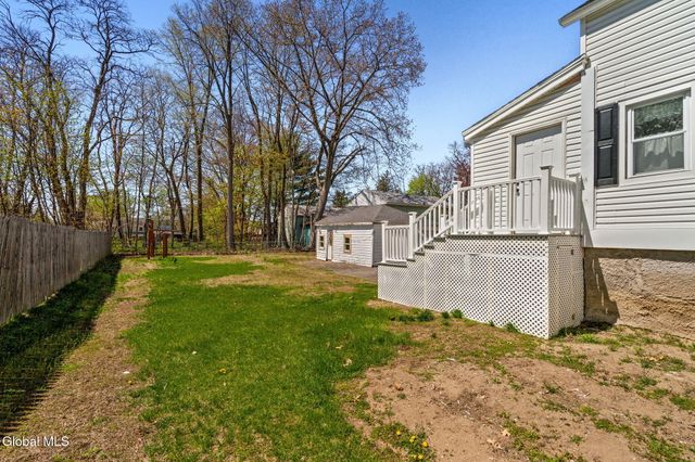1321 Helderberg Avenue, Schenectady, NY 12306