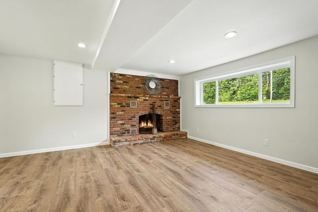 531 Old North Rd, Worthington, MA 01098