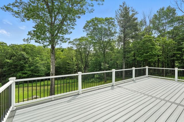 531 Old North Rd, Worthington, MA 01098