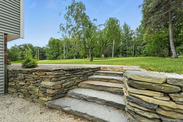 531 Old North Rd, Worthington, MA 01098