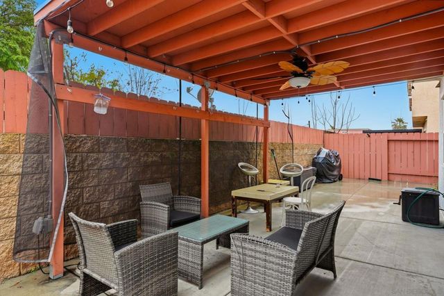 522 Mary Lane, El Cajon, CA 92021