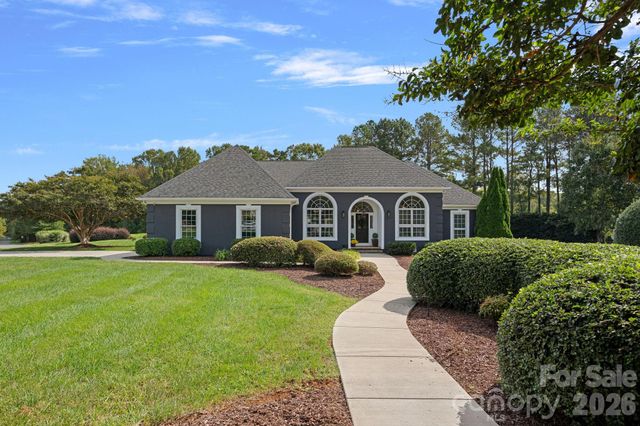 18806 Boundary Oaks Court, Davidson, NC 28036