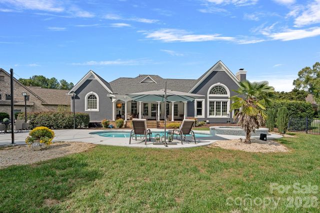 18806 Boundary Oaks Court, Davidson, NC 28036