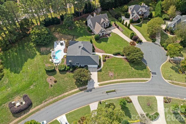 18806 Boundary Oaks Court, Davidson, NC 28036