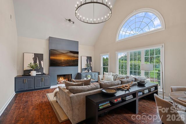 18806 Boundary Oaks Court, Davidson, NC 28036