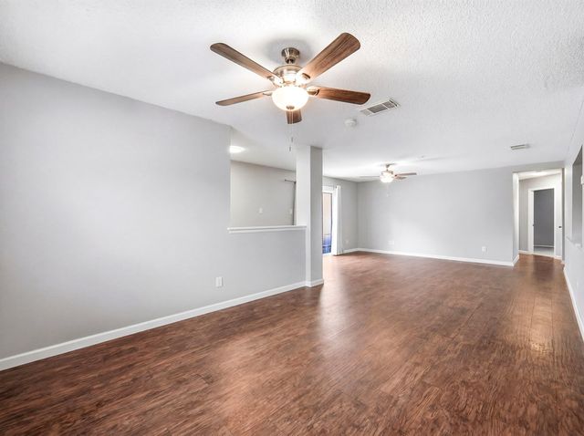 6827 Celes Meadow Dr, Converse, TX 78109