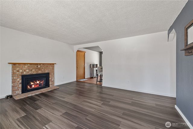 8930 57th Drive NE, Marysville, WA 98270