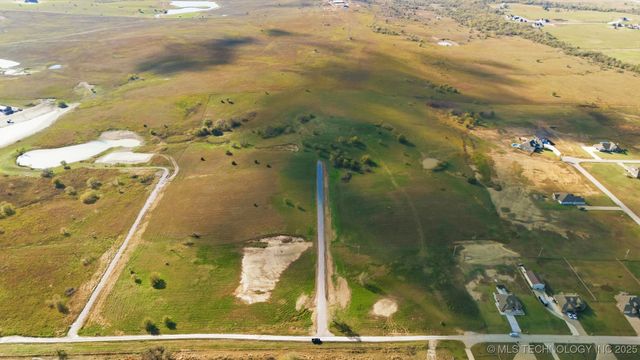 002 Sandstone Avenue, Skiatook, OK 74070