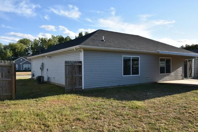 5 COPPER MOUNTAIN DR, Columbia, MO 65202