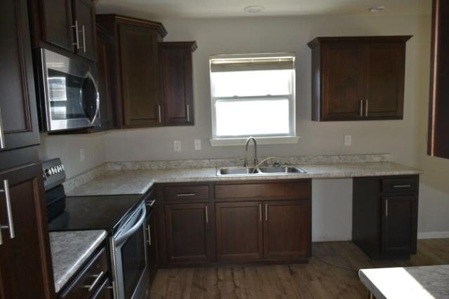 5 COPPER MOUNTAIN DR, Columbia, MO 65202