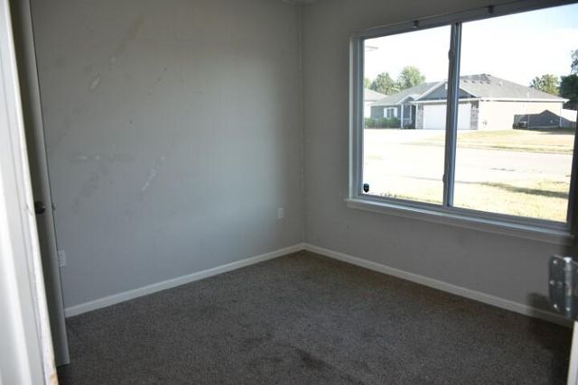 5 COPPER MOUNTAIN DR, Columbia, MO 65202