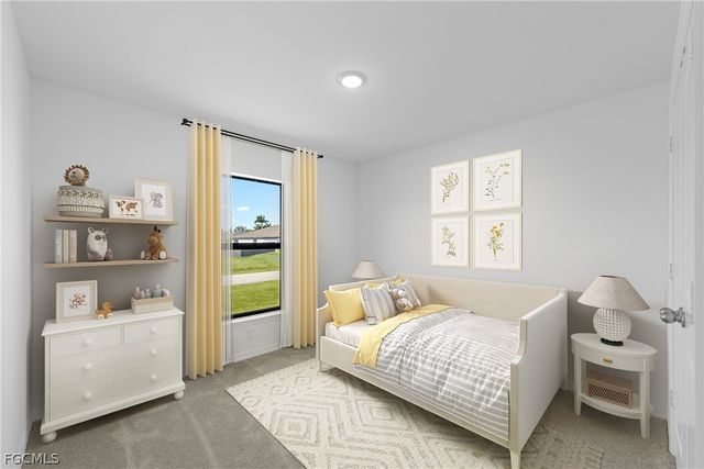 30 NE 12th TER, Cape Coral, FL 33909