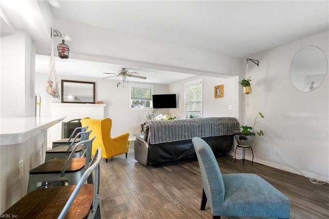 425 Elmont RD, Virginia Beach, VA 23452