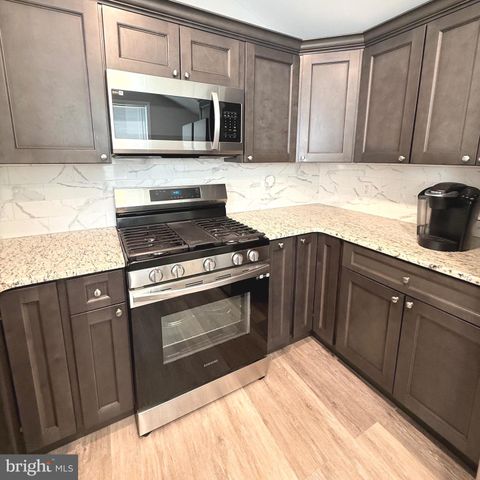 5 3RD ST, Brookhaven, PA 19015