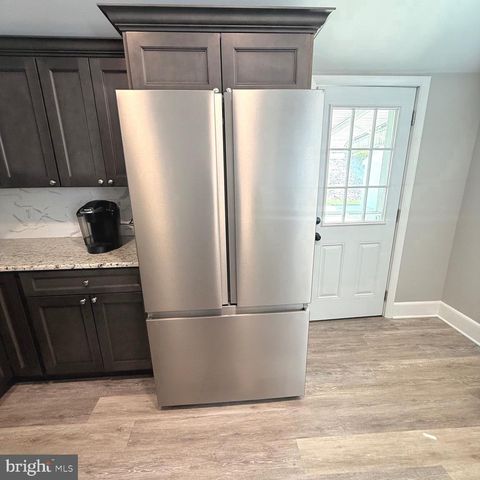 5 3RD ST, Brookhaven, PA 19015