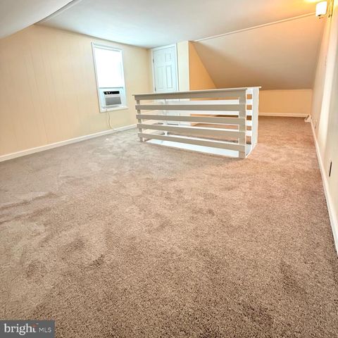 5 3RD ST, Brookhaven, PA 19015