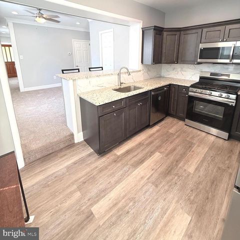 5 3RD ST, Brookhaven, PA 19015