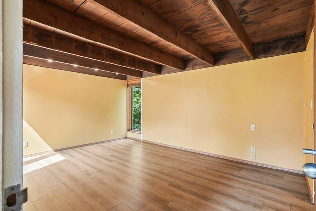 1706 Willow Bend Road, Cedar Falls, IA 50613