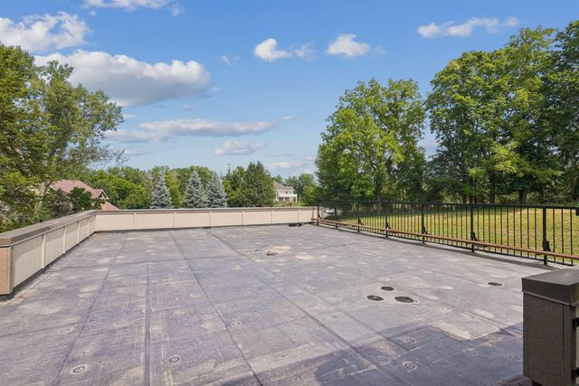 1706 Willow Bend Road, Cedar Falls, IA 50613