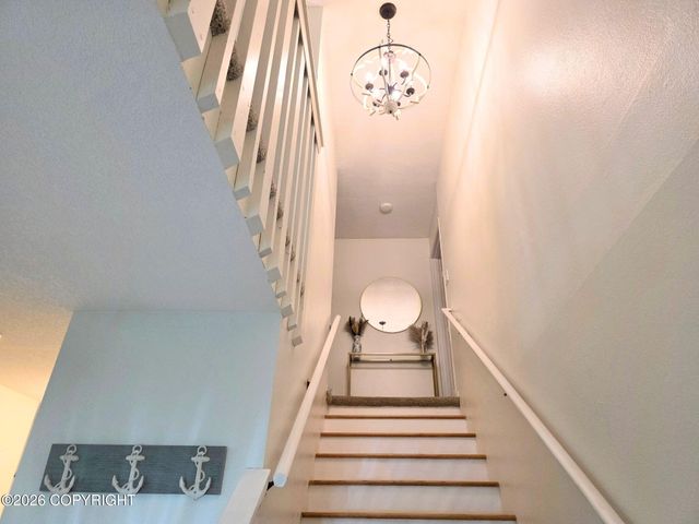 6224 Geronimo Circle, Anchorage, AK 99504