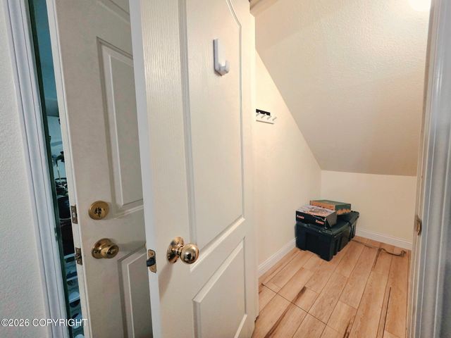 6224 Geronimo Circle, Anchorage, AK 99504