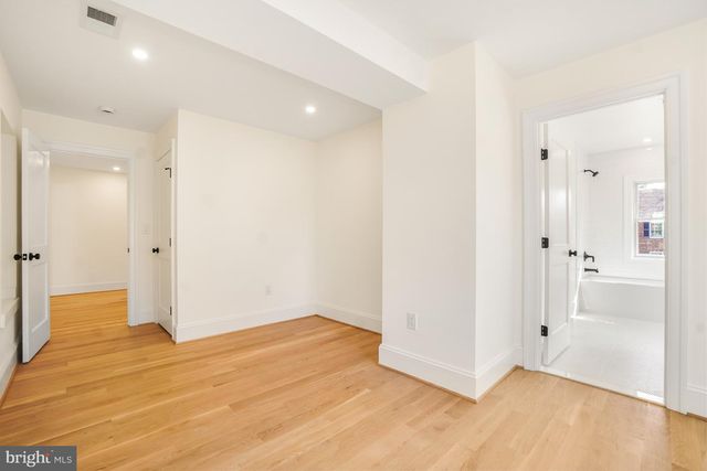 4317 WINDOM PL NW, Washington, DC 20016