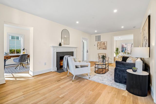 4317 WINDOM PL NW, Washington, DC 20016