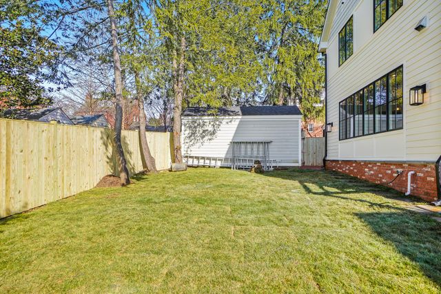 4317 WINDOM PL NW, Washington, DC 20016